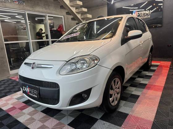 FIAT PALIO 1.4 MPI ATTRACTIVE 8V FLEX 4P MANUAL FIAT PALIO 1.4 MPI ATTRACTIVE 8V FLEX 4P MANUAL